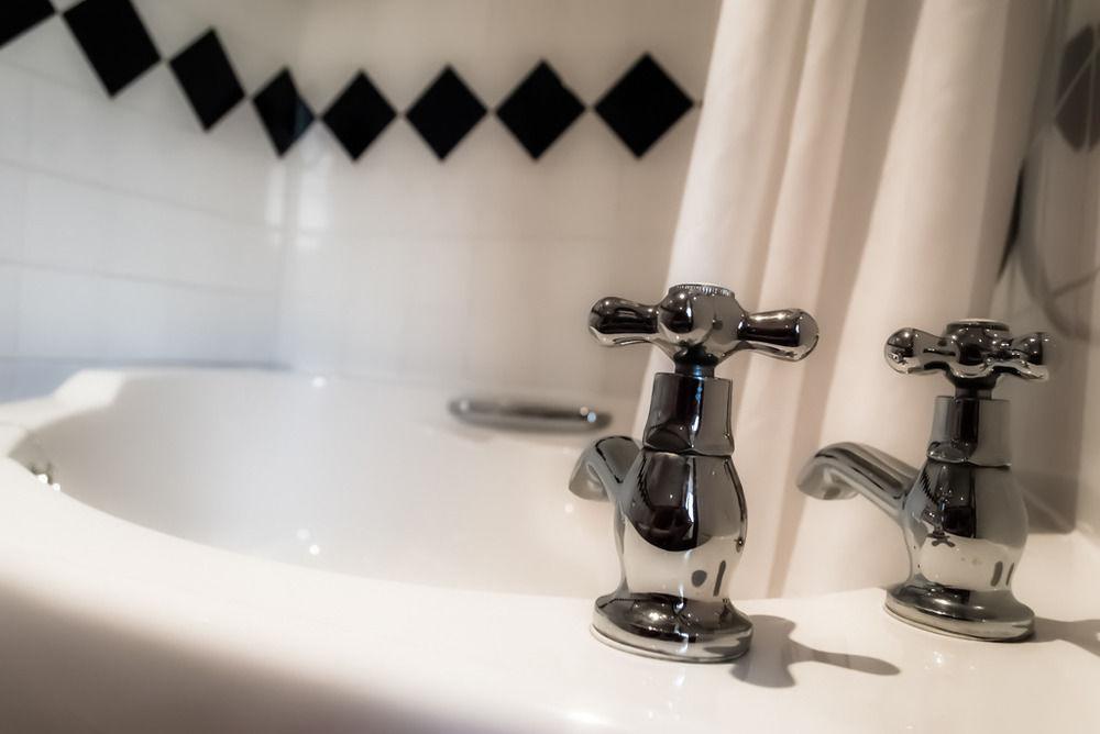 The Gower Hotel 손더스풋 외부 사진