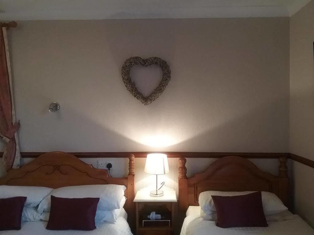 The Gower Hotel 손더스풋 외부 사진